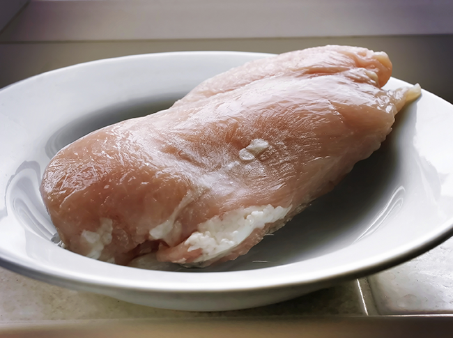 iStock_000052120186_frozenchicken