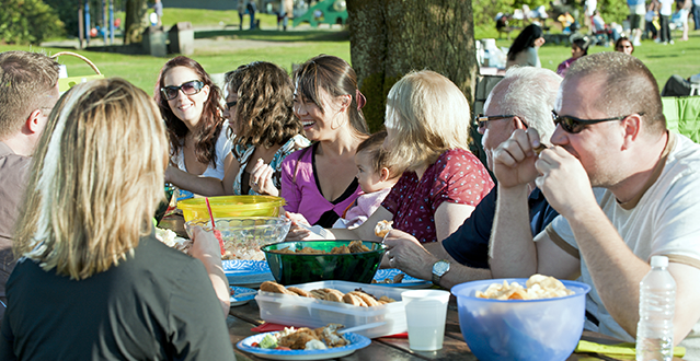 iStock_000010422952_picnic